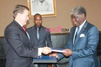 Côte dÂ’Ivoire : Mambé annonce la construction de 1600 logements à  Bingerville